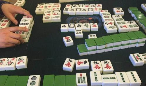 娱乐吃瓜酱打麻将视频